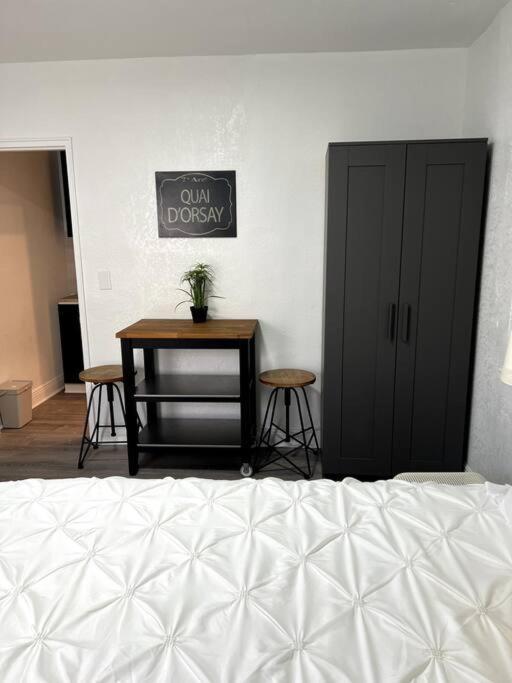 Nice And Cozy Guest House ไมอามี ภายนอก รูปภาพ