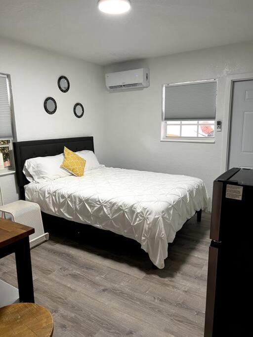 Nice And Cozy Guest House ไมอามี ภายนอก รูปภาพ